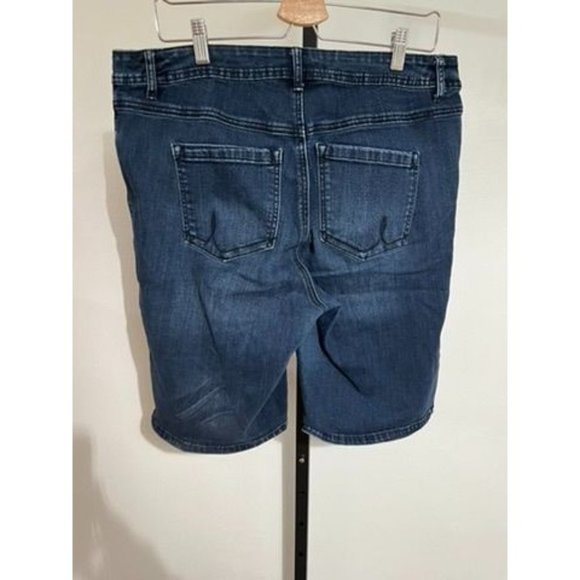 EUC Inc Slim Tech Fit Denim Bermuda Short - Picture 2 of 4